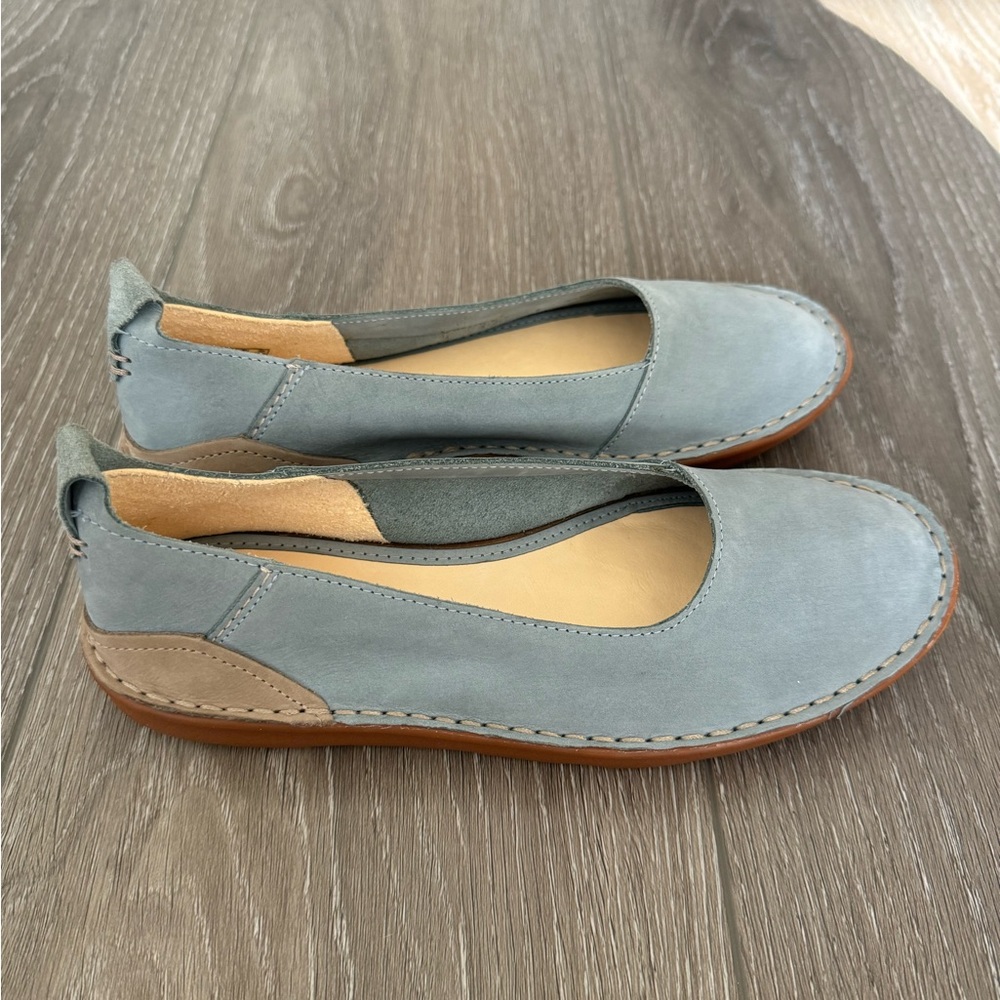 Clark’s Suede Flats